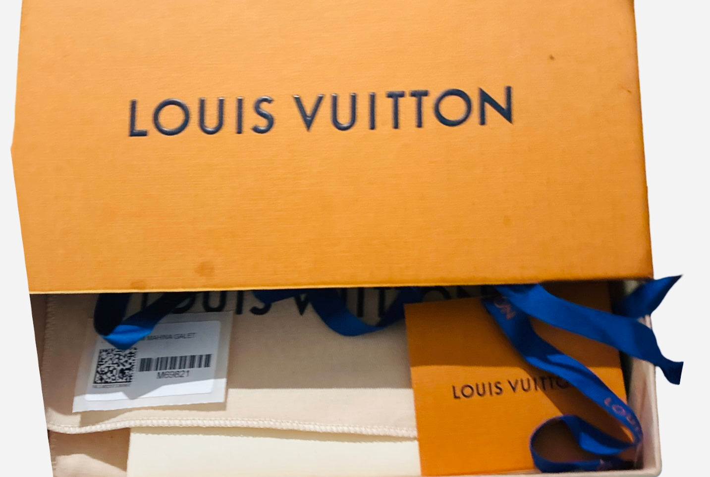 LOUIS VUITTON ZIPPY monogram wallet BNIB